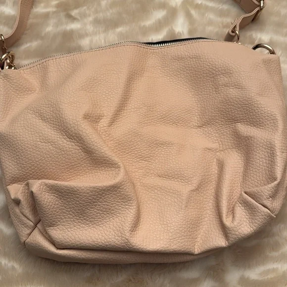 Bcbg cross shoulder purse - Picture 5 of 6